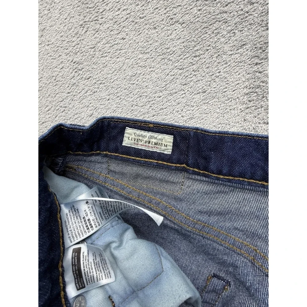 Levi's 505 Jeans Mens Measured 31x28 Denim Straight Leg‎ Regular Fit 00505-3037